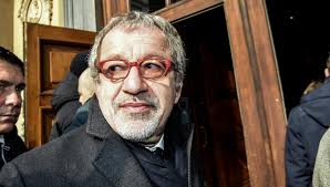 Responsabile uoc neuroimmunologia e malattie neuromuscolari renato mantegazza tel: Roberto Maroni Operato A Milano All Istituto Neurologico Besta La Repubblica