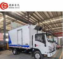 Japanese Brand 4/5m Refrigerator Vehicle Refrigeration Van Truck Cold Room  Truck