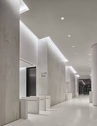 Summer Trends Discover The Best Contract Lighting Pieces Lobby Design Lobby Interior Design Office Building Lobby