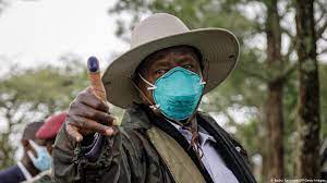 Updated 1923 gmt (0323 hkt) january 16, 2021. Uganda Election Bobi Wine Says Military Raids Home News Dw 15 01 2021