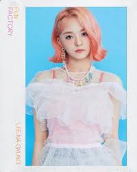 The group is composed of nine members: Lee Nagyung Fromis 9 Profile Facts Updated