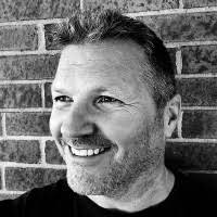 100+ perfiles de «Zigmont»