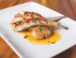 The dish is traditionally served over sliced bread, and it is occasionally thickened with flour and seasoned with bay leaves, ground paprika, and vinegar. Halal Ish Food In Portugal Must Try Foods In Portugal Passport Plates