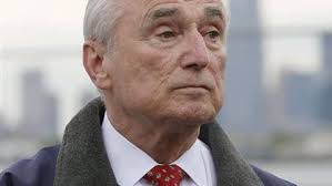 Bratton says he won't remain NYPD commissioner past 2017