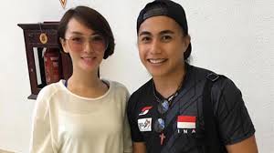 Aprilia manganang yang sudah pensiun sebagai atlet voli diketahui bergabung menjadi bagian dari tni angkatan darat (tni ad). Zaskia Gotik Idolakan Aprilia Manganang