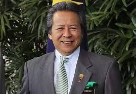Muhyiddin bin haji muhammad yassin is a malaysian politician. Why Do Politicians In Malaysia Wear Name Badges This Is The Only Country In The World Where I Have Seen This Practised Quora