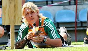 Born 26 march 1989) is a danish professional footballer who plays as a centre back for italian club milan and captains the denmark national team. Danischer Vfl Neuzugang Im Portrat