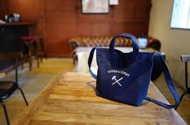 tools to liveby 隨行袋 tools to liveby 禮拜文房具 改變桌上的風景 bags tote shoulder bag