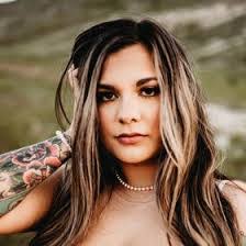 Jasmine Hale's Instagram, Twitter & Facebook