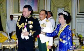 He then became the raja muda (crown prince) on 15 april 1987. Dytm Raja Muda Perak Raja Dr Warisan Permaisuri Melayu Facebook