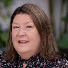 Hannah Hobson's Instagram, Twitter & Facebook