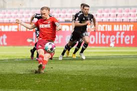 Fc köln hat sich offenbar von sportchef horst heldt getrennt. 1 Fc Koln Desolate Erste Halbzeit Gegen Sc Freiburg Nicht Erstklassig