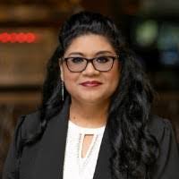 Leticia Clark's Instagram, Twitter & Facebook