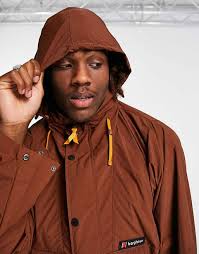 Berghaus Dean Street unisex Single Point overhead jacket in brown