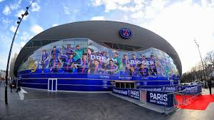 From jerseys to souvenirs we have everything you need to support paris saint germain! Ligue 1 Le Psg Va Lancer Une Visite Immersive Du Parc Des Princes Eurosport