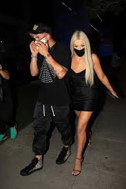 Maçları sayfasında devin booker adlı oyuncunun aktif olduğu sezonlar içerisinde parkeye çıktığı maçlarda yakaladığı sayı, ribaund, asist, blok, top çalma, hücum ribaundu, savunma ribandu ve top. Tana Mongeau And Jake Paul Arrive Together At Alex Warren S Birthday In Hollywood California 180920 6