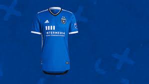 The san jose earthquakes are an american professional soccer team based in san jose, california. San Jose Earthquakes Unveil 2021 First Star Kit Inspired By 2001 Mls Cup Championship Team Mlssoccer Com