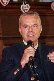 Muenchen, Pressekonferenz zur 2. Wirtshauswiesn im Augustiner am Platzl  beim Wirteehepaar Oliver