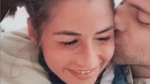 Doch sarahs wunsch nach privatsphäre hält ihre fans nicht davon ab, über einen neuen partner zu spekulieren. Liebesnest Mit Julian Sarah Lombardi Zeigt Neue Wohnung Promiflash De