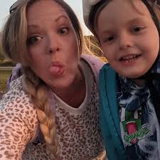 Erin Redden (@erinliz82) • Instagram photos and videos