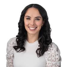 Krista Welsh's Instagram, Twitter & Facebook