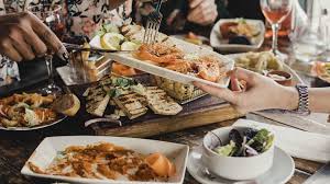 Traditionally served for christmas eve dinner, this meal consists of a spread of seven different types of seafood. When Did Aussies Become Obsessed With Seafood At Christmas