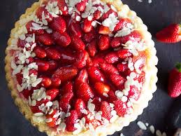 Cremig Gebettet Erdbeerkuchen Mit Vanillepudding Rezept Erdbeerkuchen Mit Vanillepudding Erdbeerkuchen Und Kuchen