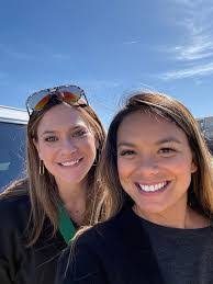 Leslie Winnett's Instagram, Twitter & Facebook