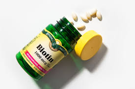Biotin is an essential b vitamin that helps the body get energy and nutrients from carbohydrates, proteins, and fats. The Effects Of Biotin Might Not Actually Be All That Into The Gloss