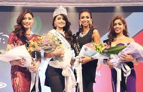 Miss universe malaysia 2017 samantha katie james has been brought under spotlight because of series of offensive comments about the black lives kiran jassal was crowned as miss universe malaysia 2016 by the outgoing titleholder, vanessa tevi kumares. Miss Universe Malaysia Gala Night 2016 Tatler Malaysia