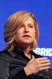 Tracy Robinson's Instagram, Twitter & Facebook