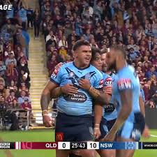 This is queensland's best passage of the game, but they remain scoreless. Taeienz4ios74m