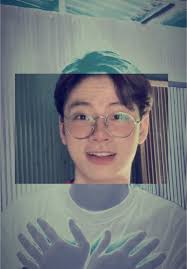 Thử thách yêu thương độc đáo giữa hai chúng ta