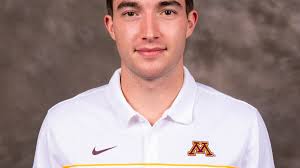 Splitsville again as Gophers finish 2021 with a loss at Michigan