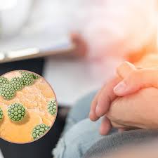 Condoms can only slightly reduce the risk of infection, because hpv is so easily transmitted. Feigwarzen Diese Viren Stecken Dahinter Bildderfrau De