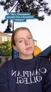 Schedule a visit today to check out campus for youself!🤩 #champlaincollege  #champview #vermont #greenscreen #fyp