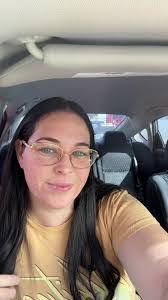 Shawna Sutton's Instagram, Twitter & Facebook