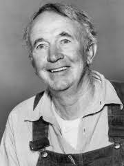 Walter Brennan Biography