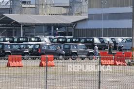 Yani kecil dulu ketika diajak teteh ipar jemput kaka yg kerja di mayora, sekilas nanya : Daftar 22 Perusahaan Bekasi Laporkan Karyawan Kena Covid 19 Republika Online