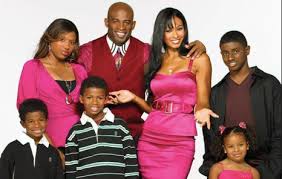 The former nfl star announced the divorce earlier this year and now the terms of the settlement are being leaked. Deion Sanders Ex Wife Wins Big Exposes Real Truth Their Kids Don T Wanna Be W Him