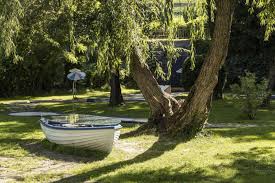 Søylehuset cafe & minigolf ligger sentralt på ekeberg i naturskjønne omgivelser. Ahoi Minigolf Bozen
