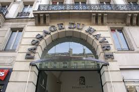40 boutiques et un jardin pour vous reposer loin de l'agitation du boulevard haussmann. Passage Du Havre Paris 2021 Ce Qu Il Faut Savoir Pour Votre Visite Tripadvisor