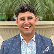 Drexell Bergstrom's Instagram, Twitter & Facebook