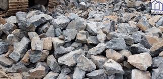 Campuran beton terdiri atas semen, pasir, kerikil, dan air. Batu Kali Jayawan