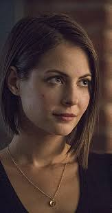 Pictures Photos Of Willa Holland Willa Holland Holland Hair Short Hair Styles For Round Faces