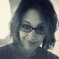 Donna Reeder's Instagram, Twitter & Facebook