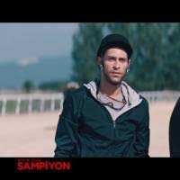 Cem Adrian Ah Bu Sarkilarin Gozu Kor Olsun Ft Hande Mehan Indir Ah Bu Sarkilarin Gozu Kor Olsun Ft Hande Mehan Mp3 Indir