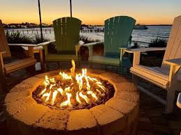 Create a warming patio retreat that fits your style and your budget with one or more of patio comfort elements' fully functional and beautiful outdoor fire pits. 25 Of The Hottest Fire Pit Ideas For Your Yard