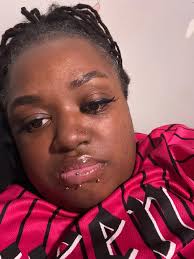 Are there jobs in South Carolina that provide housing with employment?