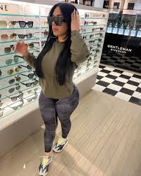 Alejandra Mercedes On Instagram I Go Shop When Im Bored Tapthebio I Need New Gifts From My Fans Once Again Style When Im Bored Fashion